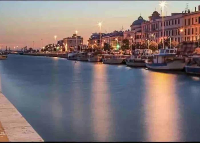 Civico 22 * 피우미치노